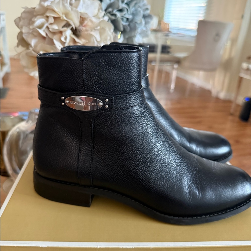 Michael Kors Black Leather Ankle Booties